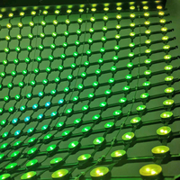 Écran à points LED couleur pleine P55, écran vidéo transparent, rideau vidéo pour la publicité extérieure, centre commercial, magasin de détail, personnalisé