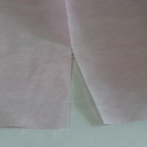 Drap de lit médical jetable non tissé en rouleau avec revêtement imperméable à usage général - Product Image 1