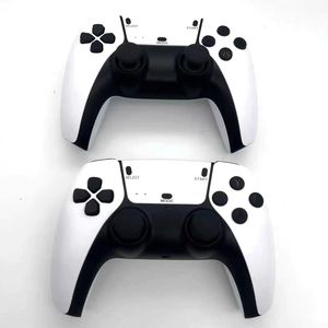 Hàng Hot! Máy chơi game Retro 4K với hơn 20000 trò chơi, tay cầm kép, kết nối TV, dành cho giải trí gia đình & các buổi tiệc tùng - Product Image 5