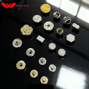 Tùy Chỉnh Thương Hiệu Biểu Tượng Màu Sắc Nút Cho Khuôn Mặt Fastener Và Nút-4 Phần Chất Lượng Cao Muslim Quần Áo Áo Sơ Mi Kim Loại Snap Nút - Product Image 1