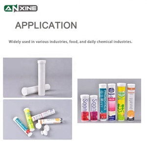 Machine de remplissage, de bouchage et d'emballage de tubes de comprimés effervescents de vitamine <span class=keywords><strong>C</strong></span>, de comprimés d'électrolytes et de nutraceutiques semi-automatiques <span class=keywords><strong>CED</strong></span>-S10A - Product Image 2