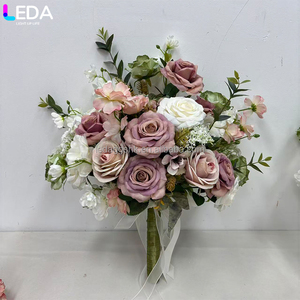 LEDA Artículos para Fiestas y Eventos, Ramo de Rosas Rosadas Hechas a Mano, Bola de Flores de Seda Artificial para Decoración de Bodas - Product Image 2