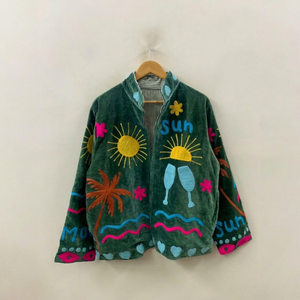 Chaqueta de terciopelo verde oscuro hecha a mano de primera calidad para mujer, estilo bohemio de lujo, cárdigan abierto por delante, blazer para venta al por mayor. - Product Image 1