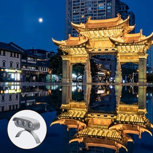 Lampe de toit de temple en forme de croissant, luminaire décoratif ondulé pour pavillon et paysage, idéal pour les toitures de maisons et bâtiments légers. - Product Image 1