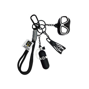 <b>Creative</b> Diving Keychain Set With Oxygen Tank Fins Goggles Pendant For Bag Or Keyring Small <b>Gift</b> Eco Friendly PVC Material - Product Image 5