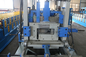 Rifornimento di fabbrica <span class=keywords><strong>C</strong></span> canale acciaio <span class=keywords><strong>Roll</strong></span> formatrice macchina <span class=keywords><strong>C</strong></span> Z profilo a forma di luce in acciaio Purlin macchina - Product Image 5
