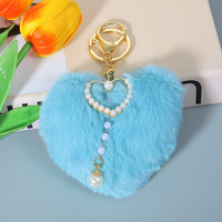Porte-clés en peluche cœur en fausse fourrure avec breloque perle, pendentif de sac mignon Kawaii câlin, vente en gros, personnalisé OEM ODM