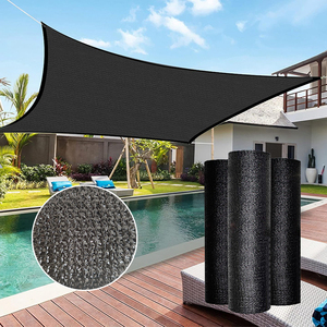 Rete Ombreggiante Riducente la Luminosità per Creare Aree di Riposo Tranquille nei Giardini Dove i Visitatori Possono Trovare Riparo dalla Luminosità Intensa del Pomeriggio - Product Image 4