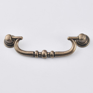 Poignée de meuble en alliage de zinc, bronze antique, espacement des trous de 91 mm, tiroir, style traditionnel, durable - Product Image 1