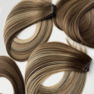 Estensioni per <span class=keywords><strong>capelli</strong></span> Genius Weft senza cuciture, senza punti appuntiti e confortevoli per cuoio capelluto sensibile - Product Image 4