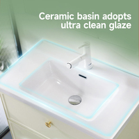 Miroir de salle de bain LED vert ARROW de taille personnalisée Miroir de courtoisie durable pour toilettes Miroir de courtoisie avec design de salle de bain LED