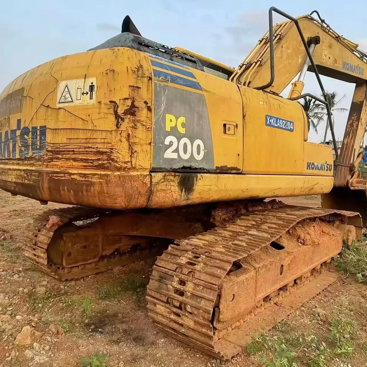 Cheap KOMATSU PC200-8 hybrid crawler excavator used KOMATSU excavator used excavator For Sale