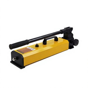 Equivalente a ENERPAC VP-80, Bomba Hidráulica Manual de Aluminio con Capacidad de Aceite de 2300 cm³, de Dos Velocidades y Acción Simple, para Herramientas Hidráulicas - Product Image 1