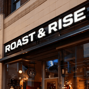 Insegna LED Personalizzata per Attività Commerciali, Insegna Luminosa Frontale, Logo LED per Esterni - Product Image 5