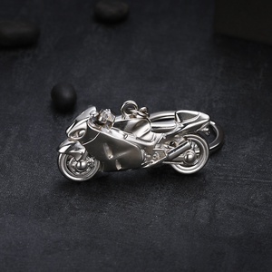 Llaveros de aleación para mujer y hombre, accesorio de Metal 3D con colgante para bolso de coche o motocicleta - Product Image 5