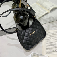 Nouveau Sac Brodé 2026 à Porter sous le Bras - Sac à Bandoulière Polyvalent Tendance pour Femme (Vente en Gros)