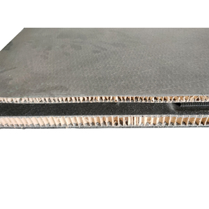 Porte-manteau automobile en fibre renforcée, production sur mesure, papier alvéolé résistant à l'eau - Product Image 3