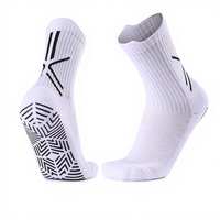 Chaussettes de sport pour hommes, respirantes, anti-transpiration, mi-mollet, antidérapantes, avec semelle en tissu éponge et points en silicone, pour le football