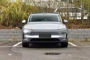 <span class=keywords><strong>Tesla</strong></span> Model Y, SUV Eléctrico Usado, Resistente, Todoterreno, Maletero Grande, Alto Rendimiento de Seguridad, Automático, Volante a la Izquierda, R19 - Product Image 3