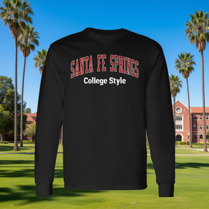 T-shirt a maniche lunghe Santa Fe Springs California, stile college, vestibilità premium - Product Image 3