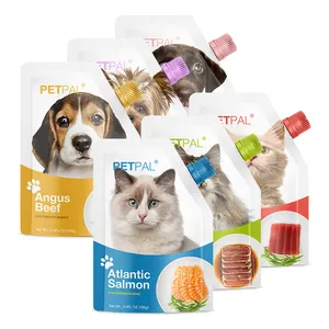 定制动物宠物狗粮便携式液体零食喷嘴包装袋塑料液体喷口袋包装宠物食品箔袋