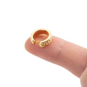 1PC <span class=keywords><strong>Faux</strong></span> <span class=keywords><strong>Piercing</strong></span> <span class=keywords><strong>Oreille</strong></span> Clip Carré Zircon Boucles d'Oreilles en Forme de U Poignets Anneau <span class=keywords><strong>Cartilage</strong></span> Conque <span class=keywords><strong>Faux</strong></span> Bijoux Pour Femmes - Product Image 5