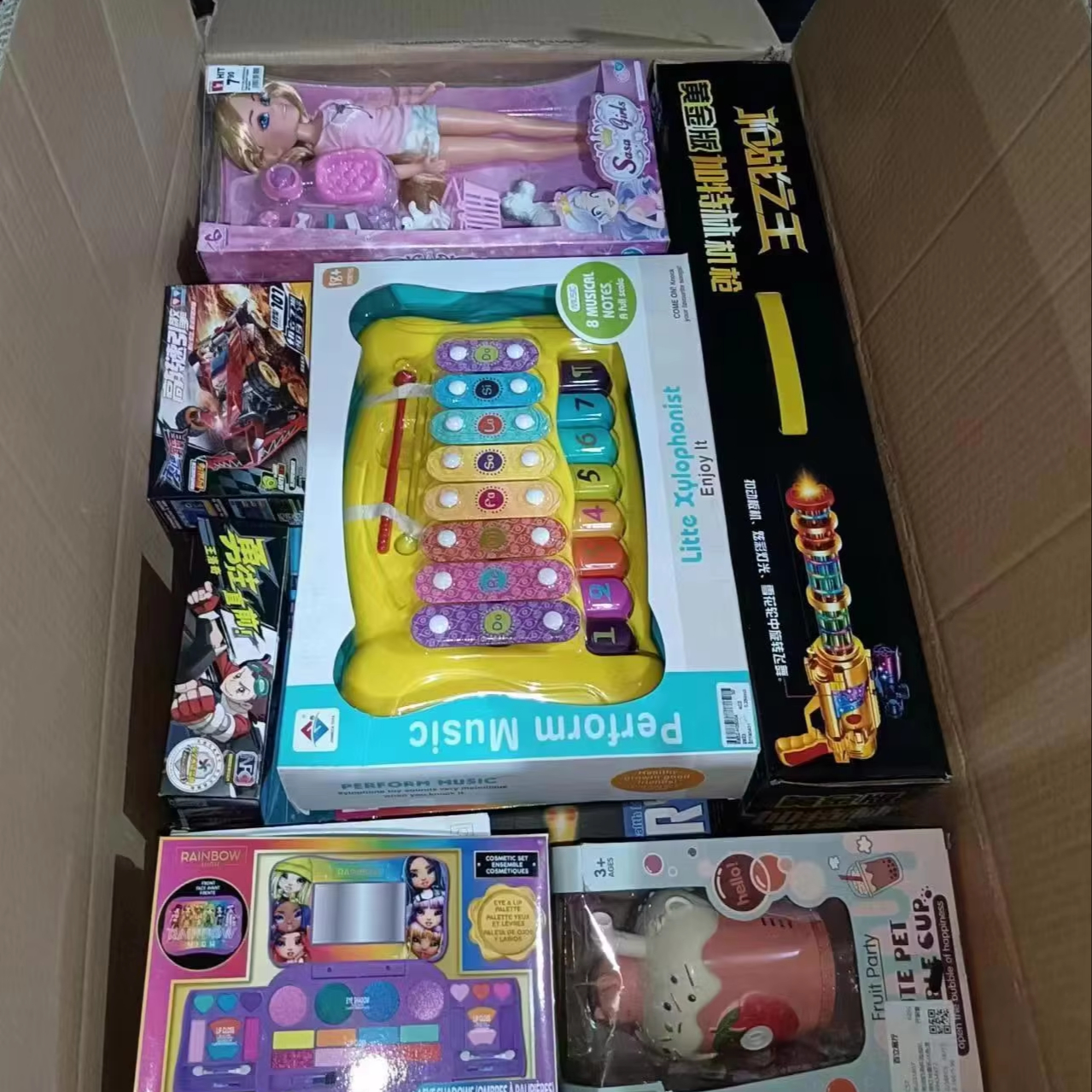 Оптовая продажа, детские игрушки в коробке, разные игрушки, смешанные с мужскими и женскими игрушками, разные головоломки