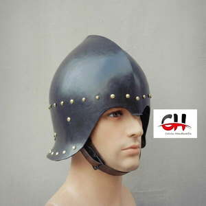 Casco de Caballero Medieval CH, de Acero Ennegrecido, Forma Redonda, con Relieve, para Decoración del Hogar en Halloween, Pascua y Año Nuevo - Product Image 1
