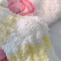 Chaussettes moelleuses pour femmes, chaussettes en polaire corail, design nœud papillon et pompon, chaussettes d'hiver douces et chaudes pour filles, chaussettes de sol