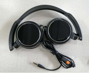 Clase en línea Auriculares para niños Teléfono celular Computadora Música Pequeños auriculares con cable Todo incluido - Product Image 5