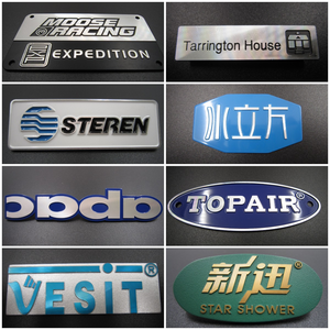 Letrero de Advertencia de Tráfico Personalizado de Aluminio, Placa Metálica con Nombre Impreso, Placa de Aviso Personalizada, Tamaño Aproximado 8x12 Pulgadas - Product Image 6