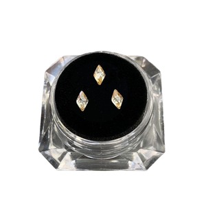Nouvelle Arrivée Bijoux de Dents Scintillants Colorés en Forme de Losange Pierres Précieuses Cristallines pour Décoration Dentaire - Product Image 5