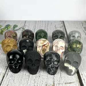 New Arrival Healing Mixed Material Kristalls chnitzerei Kürbis schädel für Halloween-Dekoration und Souvenirs