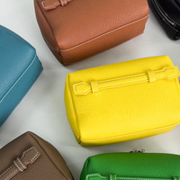 Tas Kosmetik Kulit Vintage Tahan Lama dengan Pegangan, Dompet Kartu, Organizer Perjalanan dengan Penutup Ritsleting untuk Makeup