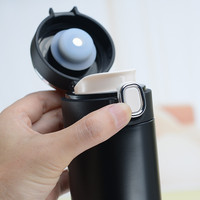 Botella de agua inteligente aislada al vacío con pantalla LED de temperatura automática, frasco grande, taza para beber de acero inoxidable de 410 ML