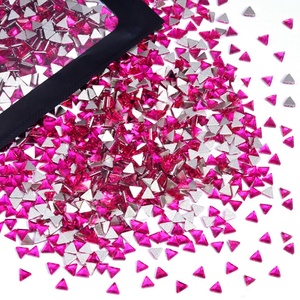 OLeeya 1440 pièces Strass en verre pour nail art, mini triangles AB, pierres colorées, cristaux pour nail art et vêtements, bijoux 3D pour ongles - Product Image 2