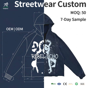 เสื้อฮู้ดดี้ครอปทรงแร็กแลน แต่งพินเซฟตี้พิน ขอบดิบ พิมพ์ลายภาพพังก์วินเทจแบบ DTG ผ้าฟลีซหนานุ่ม สไตล์สตรีทแวร์สำหรับผู้ชาย รับผลิตแบบ OEM ODM - Product Image 1