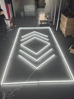 Lampe suspendue à LED HanYin en vente directe d'usine pour l'éclairage de garage, l'atelier d'entretien automobile, carrosserie en aluminium avec alimentation CA