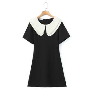 Robe trapèze Runqi avec col Peter Pan, manches courtes, couleur unie noire, décontractée, pour tous les jours, style universitaire, grande taille pour femme - Product Image 1