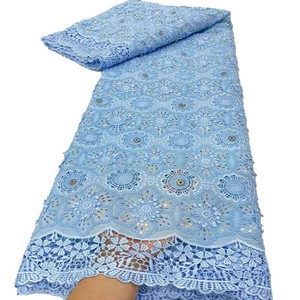 Tela <span class=keywords><strong>de</strong></span> Encaje Floral Bordada <span class=keywords><strong>de</strong></span> Lujo Ecológica y <span class=keywords><strong>de</strong></span> Gran Venta con Decoraciones <span class=keywords><strong>de</strong></span> Piedras Preciosas, Encaje <span class=keywords><strong>de</strong></span> <span class=keywords><strong>Boda</strong></span> Hecho a Mano por Trabajadoras - Product Image 3