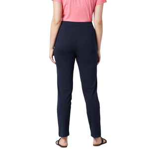 Ensembles de pyjama élégants personnalisés pour femmes | Haut blanc à col en V avec manches longues à fleurs de couleur pêche - Product Image 4