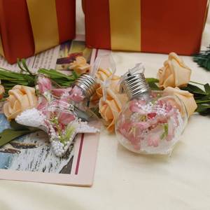 Adorno Navideño de Bola de Cristal Transparente con LED e Impresión UV de 8cm X 8cm X 8cm, Decorado con Flores Rosas y Cuentas de Espuma - Product Image 6