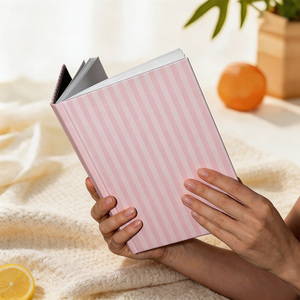 Quaderno con Copertina a Righe in Carta Rosa Personalizzata, Pagine Interne Personalizzabili, Regalo per <span class=keywords><strong>Ragazze</strong></span> - Product Image 4
