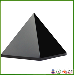 Piramide in Cristallo K9 Personalizzata e Lucidata, con Incisione su Vetro, Ossidiana e Quarzo Nero, Scatola Regalo in Cristallo, Oggetto da Collezione Artistico - Product Image 2