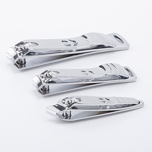 Big smiley face carbon steel rotating nail clippers, 360-degree nail clippers, large adult nail trimmers, nail care tools. - Product Image 1