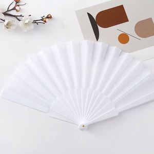 Éventails pliants en papier avec poignée en plastique imprimée et peinte, avec logo personnalisé pour une utilisation promotionnelle - Product Image 4
