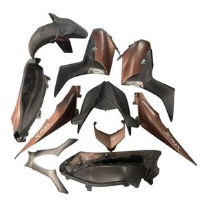 Kit Carena Inferiore Anteriore in Plastica ABS Usato per Yamaha XMAX 300 2018 - Product Image 1