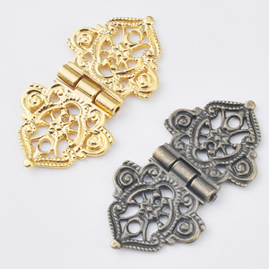 Bisagra para Muebles de Aleación de Zinc, Diseño Tradicional en Bronce Antiguo y Dorado, Montaje en Superficie para Cajas de Madera, Baúles y Bolsas, Herrajes - Product Image 1