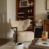 Fauteuil individuel personnalisable en bois massif de style moderne du milieu du siècle danois, fauteuil d'appoint en fausse laine d'agneau couleur crème française pour salon