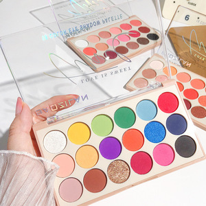 Venta al por mayor 18 colores carnaval <span class=keywords><strong>paleta</strong></span> <span class=keywords><strong>de</strong></span> <span class=keywords><strong>sombras</strong></span> <span class=keywords><strong>de</strong></span> ojos multicromo sombra <span class=keywords><strong>de</strong></span> ojos prensado bajo moq <span class=keywords><strong>paleta</strong></span> <span class=keywords><strong>de</strong></span> <span class=keywords><strong>sombras</strong></span> <span class=keywords><strong>de</strong></span> ojos personalizada - Product Image 4